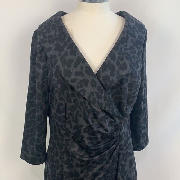 Kay Unger animal print gray wrap front dress - Picture 2 of 9